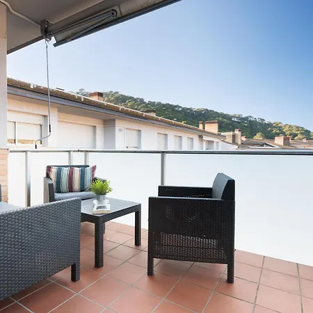 Lets Holidays Beautiful With Pool Tossa Апартаменты *