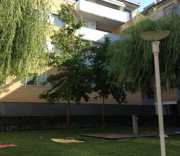 Lets Holidays Beautiful With Pool Tossa Apartment *
